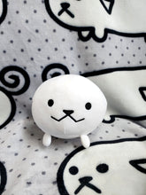 Load image into Gallery viewer, Pipapeep Official Plushie!
